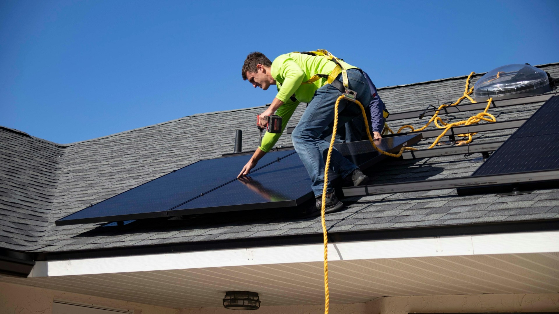 What Happens During a Solar Panel Installation? Step-by-Step Overview